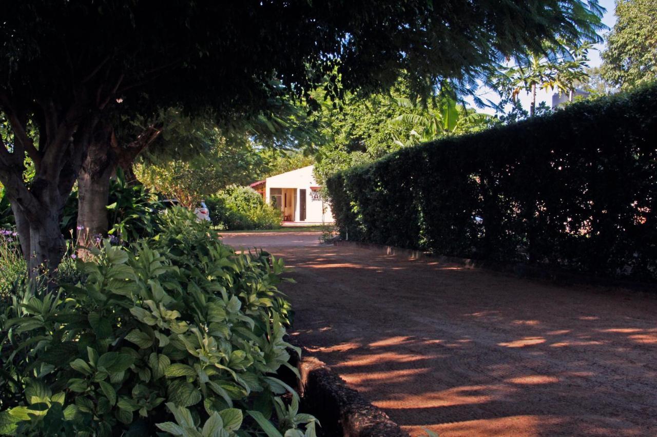 Ancha'S Oasis Hotel Maputo Exterior foto